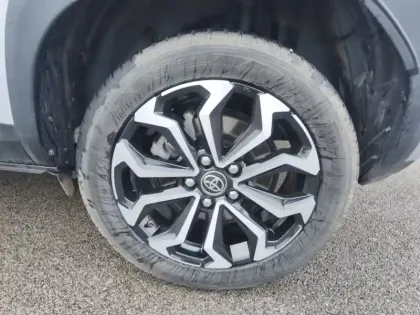 Photo 19 Toyota Yaris 1.5 HYBRID 116H DESIGN AUTO