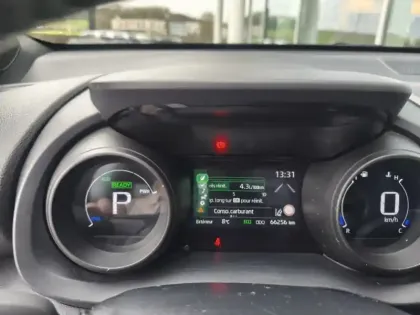 Photo 13 Toyota Yaris 1.5 HYBRID 116H DESIGN AUTO