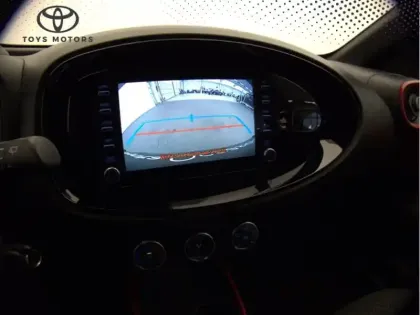 Photo 12 Toyota Aygo 1.0 VVT-i 72 Design CVT