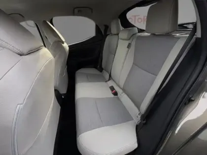 Photo 10 Toyota Yaris Hybride 116h Iconic Techno