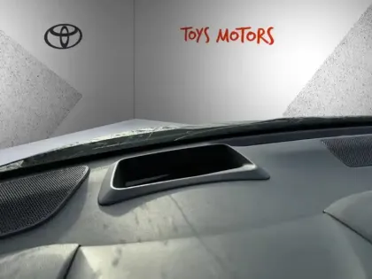 Photo 14 Toyota Yaris Hybride 116h Iconic Techno