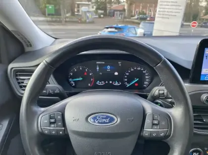 Photo 6 Ford Focus 1.0 EcoBoost 125ch Titanium