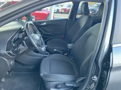 Photo 9 Ford Fiesta 1.0 EcoBoost 100ch Stop&Start Titanium 5p Euro6.2