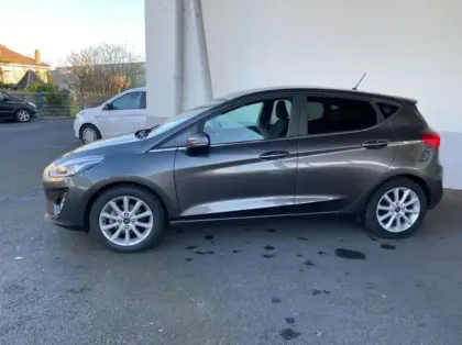 Photo 18 Ford Fiesta 1.0 EcoBoost 100ch Stop&Start Titanium 5p Euro6.2