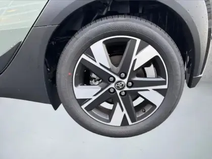 Photo 8 Toyota Aygo Hybride 116h Graphic CROSSOVER GRAPHI