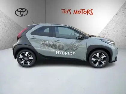 Photo 5 Toyota Aygo Hybride 116h Graphic CROSSOVER GRAPHI