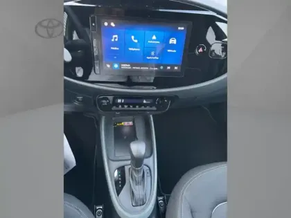 Photo 11 Toyota Aygo Hybride 116h Graphic CROSSOVER GRAPHI