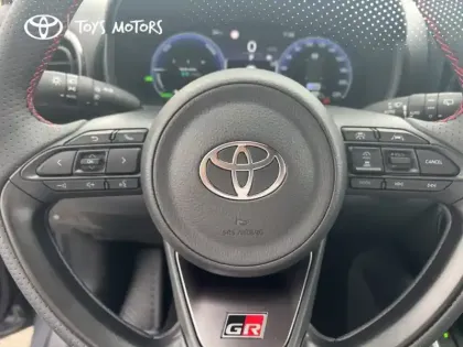 Photo 17 Toyota Yaris Hybride 130h GR SPORT MC24