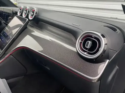 Photo 11 Mercedes Classe GLC SUV 300 e Hybrid EQ 4MATIC AMG Line