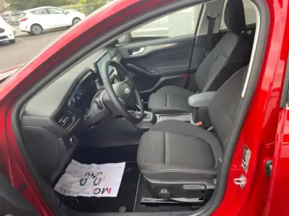 Photo 33 Ford Focus Gén. IV Ph2 Titanium X Business 5