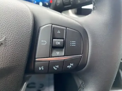 Photo 40 Ford Focus Gén. IV Ph2 Titanium X Business 5