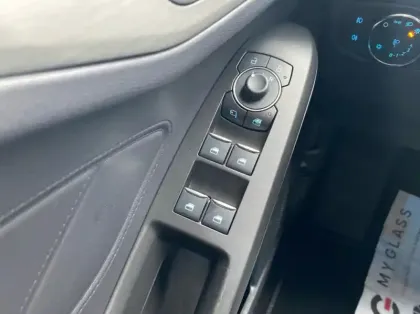 Photo 5 Ford Focus 1.0 EcoBoost mHEV 125ch Titanium X Business