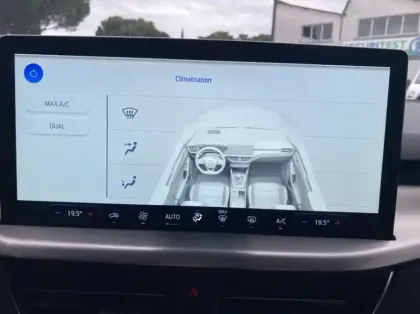 Photo 28 Ford Focus Gén. IV Ph2 Titanium X Business 5