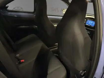 Photo 15 Toyota Aygo Hybride 116h Graphic CROSSOVER GRAPHI