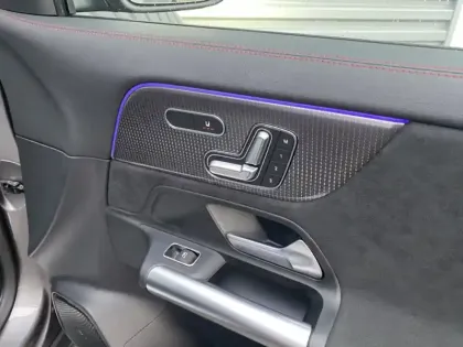 Photo 16 Mercedes EQA 250+ AMG Line