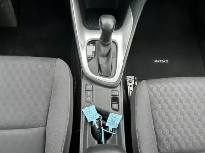 Photo 41 Mazda 2 Gén. I Ph1 Pure 5