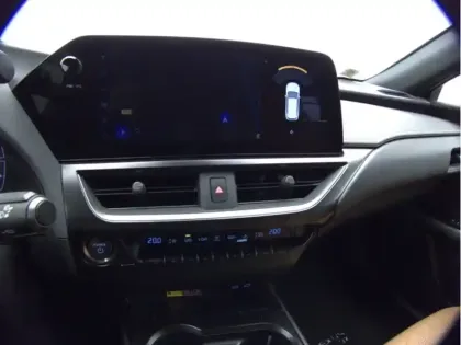 Photo 12 Lexus UX 250H 2WD Le