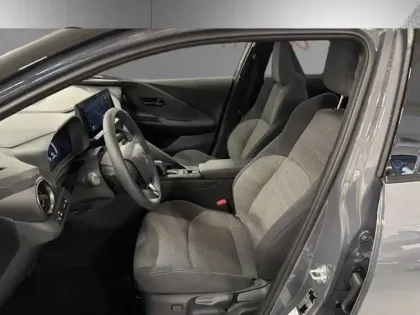 Photo 13 Toyota C-HR 1.8 Hybride 140 Graphic NG 1