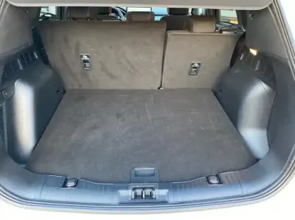 Photo 10 Ford Kuga 2.5 Duratec 180ch Hybrid FlexiFuel Titanium Business Powershift