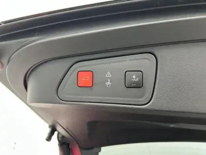 Photo 21 Peugeot 3008 1.5 BlueHDi 130ch Allure EAT8 Suréquipé