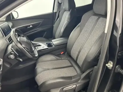 Photo 12 Peugeot 3008 1.5 BlueHDi 130ch Allure EAT8 Suréquipé