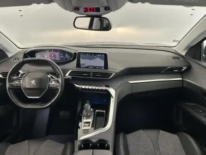 Photo 28 Peugeot 3008 1.5 BlueHDi 130ch Allure EAT8 Suréquipé