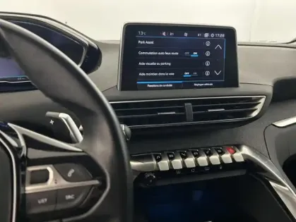 Photo 17 Peugeot 3008 1.5 BlueHDi 130ch Allure EAT8 Suréquipé