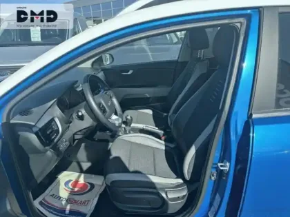 Photo 8 Kia Stonic  1.0 T-GDi 100ch Blue Edition
