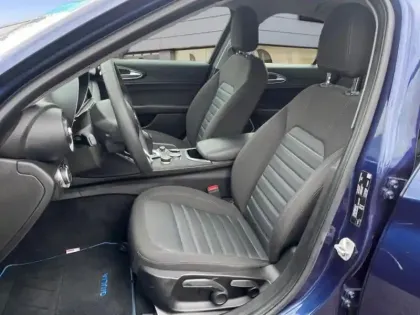 Photo 8 Alfa Romeo Giulia  2.2 JTD 160ch Super AT8 MY20