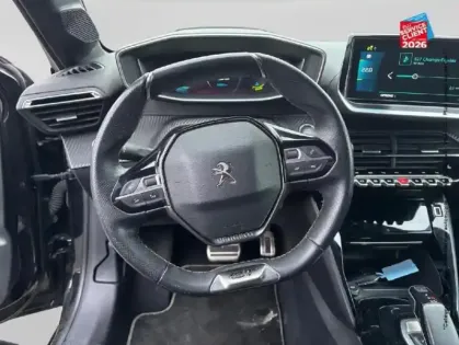 Photo 11 Peugeot 208  e- 136ch GT Pack