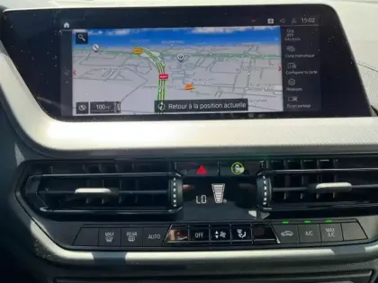 Photo 10 BMW Serie 1 Série 1 116iA 109ch M Sport DKG7