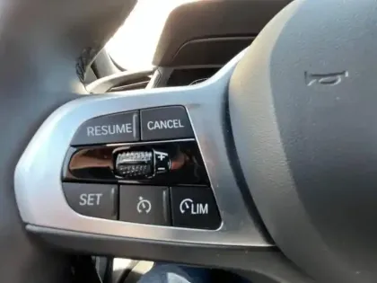 Photo 6 BMW Serie 1 Série 1 116iA 109ch M Sport DKG7