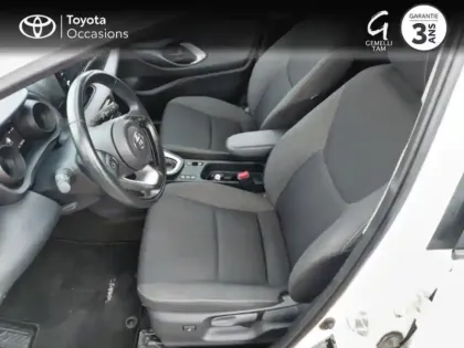 Photo 10 Toyota Yaris  116h Design 5p MY22