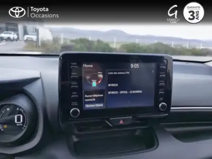 Photo 14 Toyota Yaris  116h Design 5p MY22