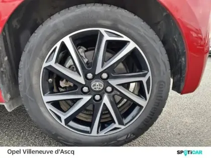 Photo 12 Toyota Yaris  116h Design 5p