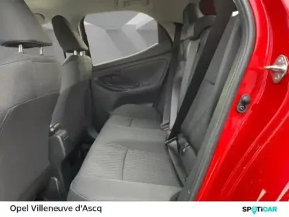 Photo 11 Toyota Yaris  116h Design 5p