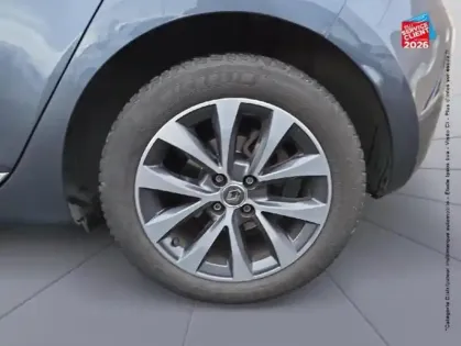 Photo 9 Renault Clio  1.5 Blue dCi 115ch Intens 6cv