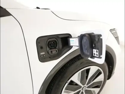 Photo 10 Renault Megane  E-Tech Electric EV60 130ch Evolution ER super charge