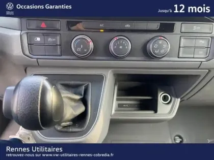 Photo 13 Volkswagen Crafter  Fg 35 L3H3 2.0 TDI 140ch Business Plus Traction BVA8