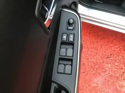 Photo 14 Suzuki Swift  1.2 Dualjet Hybrid 83ch Pack