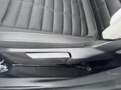 Photo 12 Citroën C3 Aircross  1.2 Hybride 145ch MAX 7 places