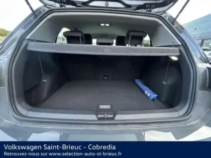 Photo 11 Volkswagen Golf  1.0 eTSI OPF 110ch Active DSG7