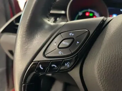 Photo 10 Toyota C-HR  122h Edition 2WD E-CVT MY22