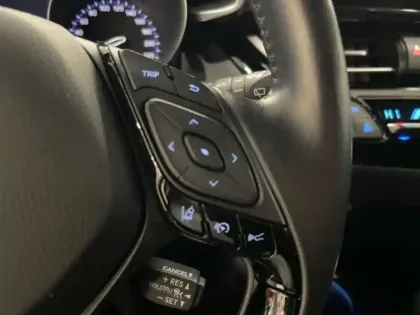 Photo 11 Toyota C-HR  122h Edition 2WD E-CVT MY22