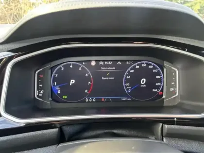 Photo 13 Volkswagen T-roc  1.5 TSI EVO 150ch R-Line DSG7