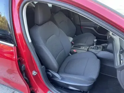 Photo 25 Ford Focus  1.0 EcoBoost mHEV 125ch Titanium X Business