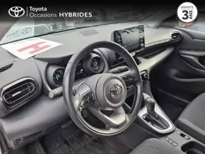 Photo 8 Toyota Yaris  116h Design 5p MC24