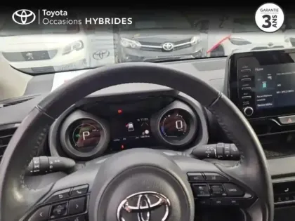 Photo 12 Toyota Yaris  116h Design 5p MC24