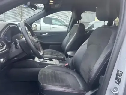 Photo 9 Ford Kuga  2.5 Duratec 190ch FHEV E85 Graphite Tech Edition BVA