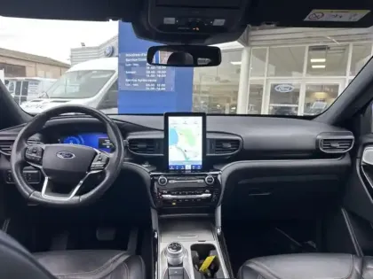 Photo 8 Ford Explorer Gén. III Ph1 ST-Line 5